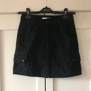 Simons (Twik) High-Waisted Black Denim Skirt, S